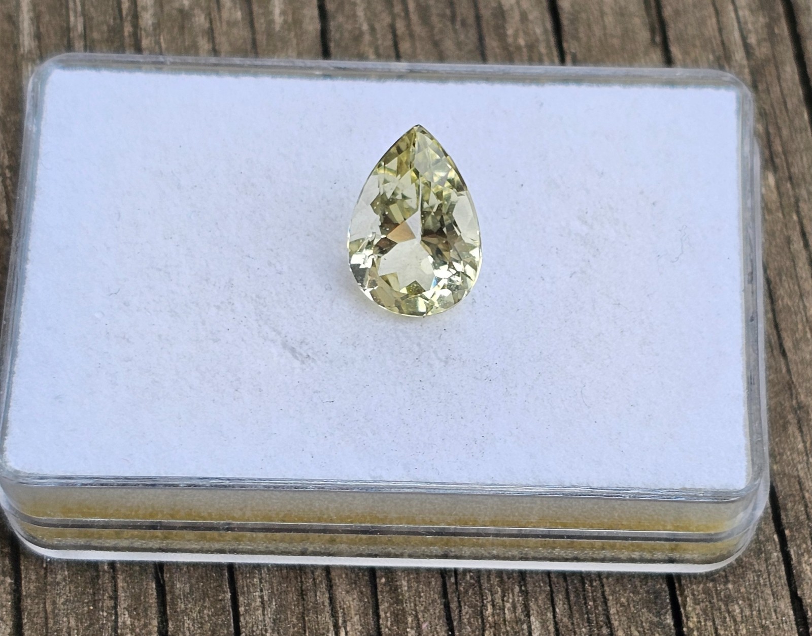 Yellow Beryl 14×9.7mm Pear Shape Loose Gemstone!