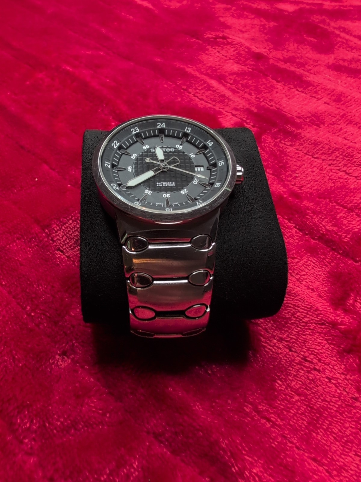 Sector 700 Automatic Swiss Made 200M Diver Watch Stainless Steel ETA Movement