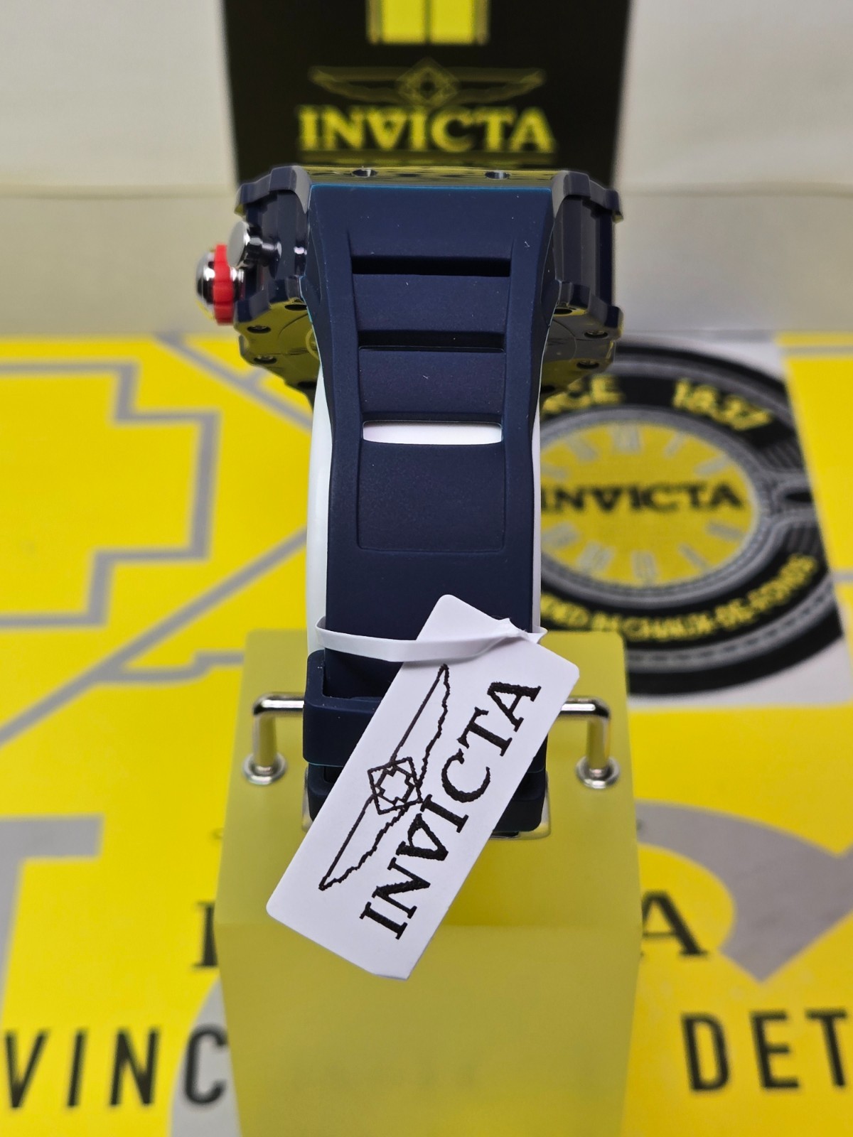 Invicta Racing Valyron Dark Blue/Yellow/Red 43.5mm Men’s Watch w/ Black Dial NEW