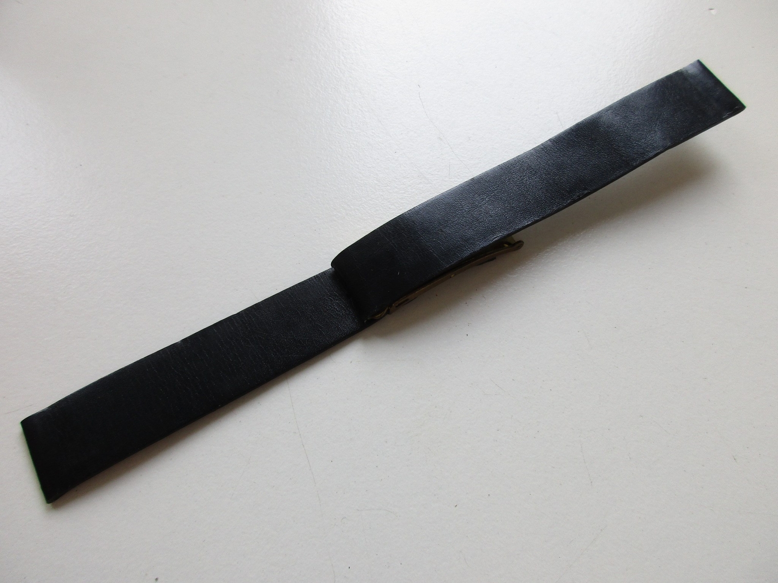 Black 16 MM vintage 1940’s folded leather “hidden clasp” watch band strap