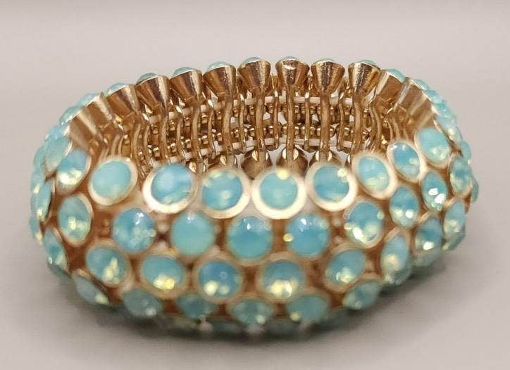 Chunky Aqua Blue Rhinestone Multi Row Stretch Bracelet Gold Tone Statement 3.1oz