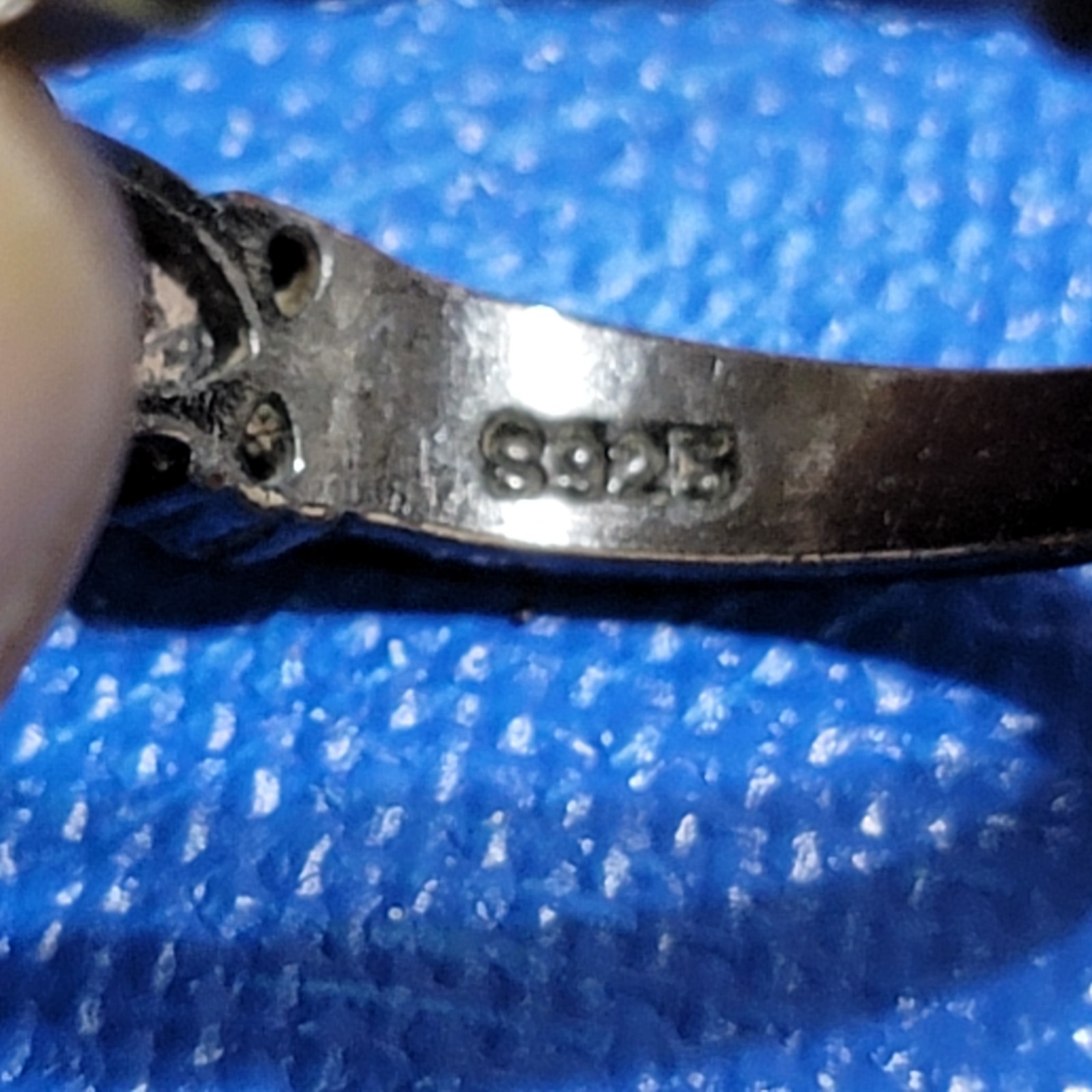 RARE black ruthenium-plated sterling wedding band with clear stones size 8.5