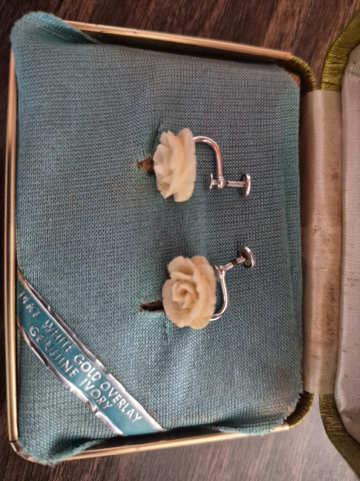 14KT hand carved vintage whit gold overlay screw on earrings