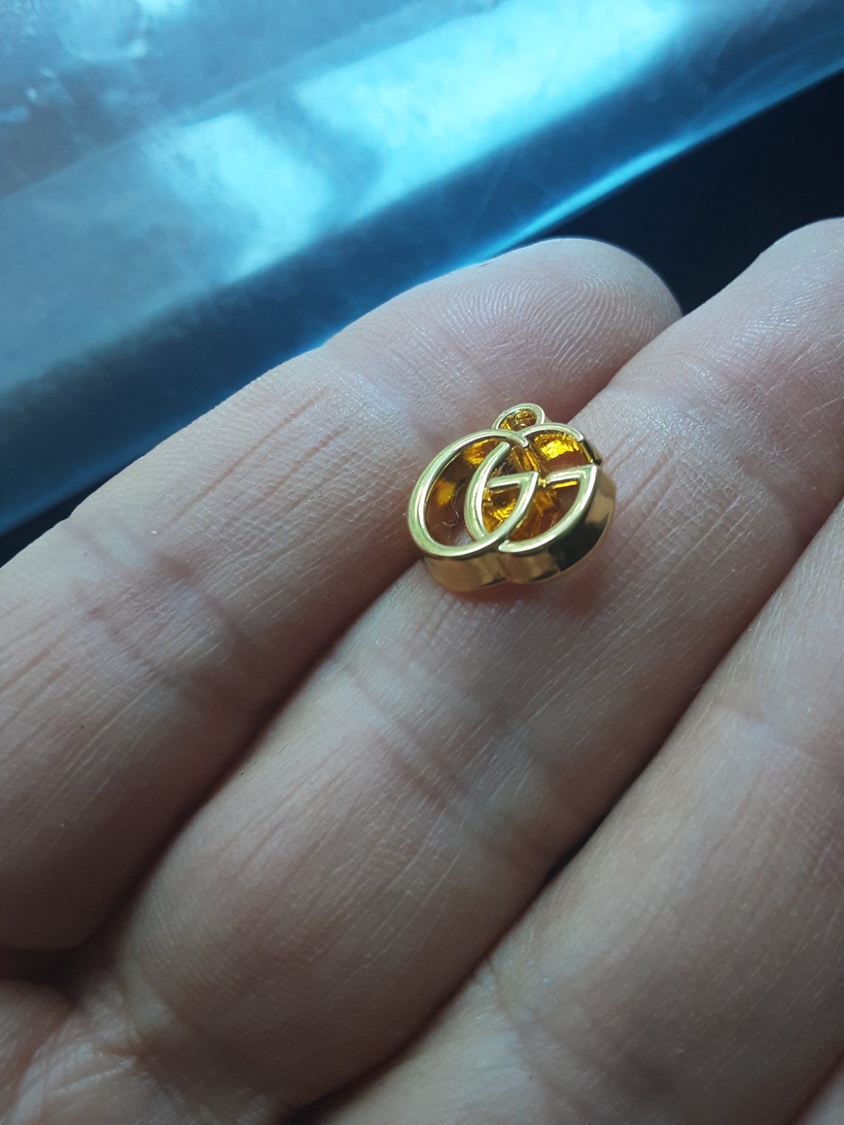 Gucci Pendant Zipper Pull gold 0.6 inch stamped