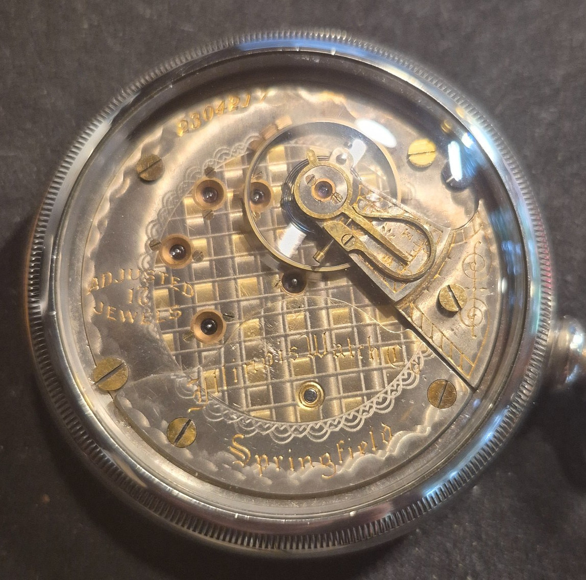 1911 ILLINOIS WATCH CO. TWO TONE 18s 17 JEWEL OPEN FACE DISPLAY BACK