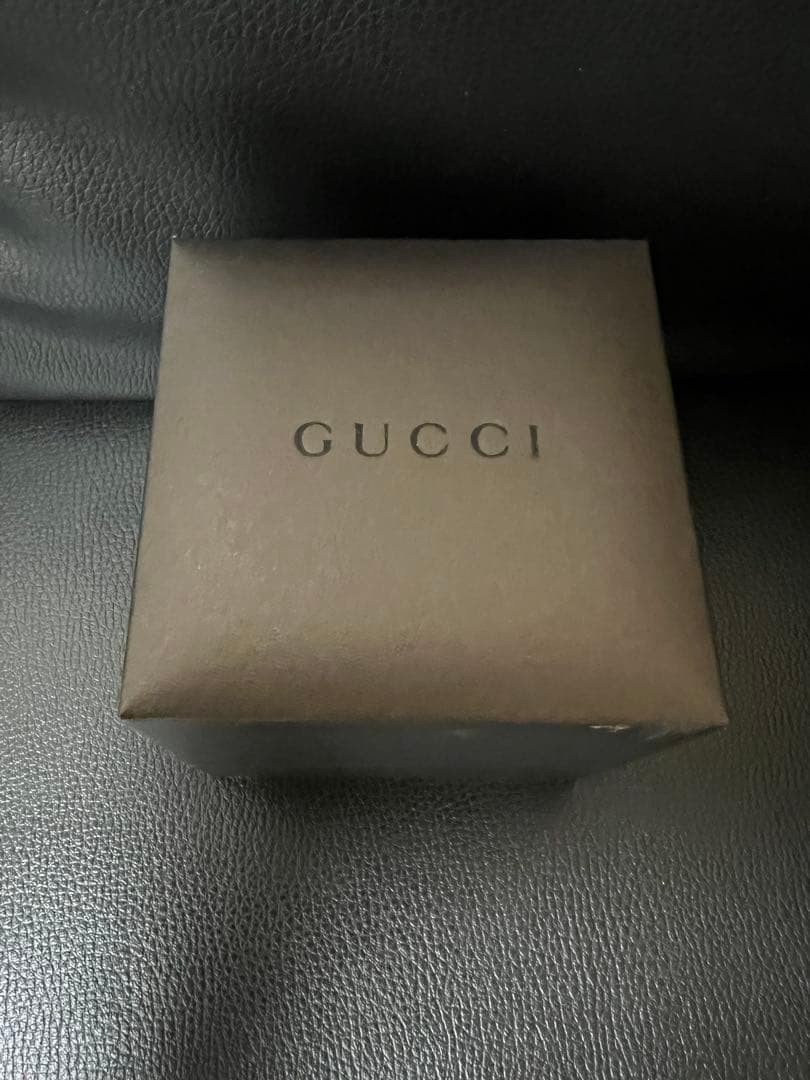 GUCCI Silver Quartz Bangle Watch 2400S Used, Box Included, Needs Battery