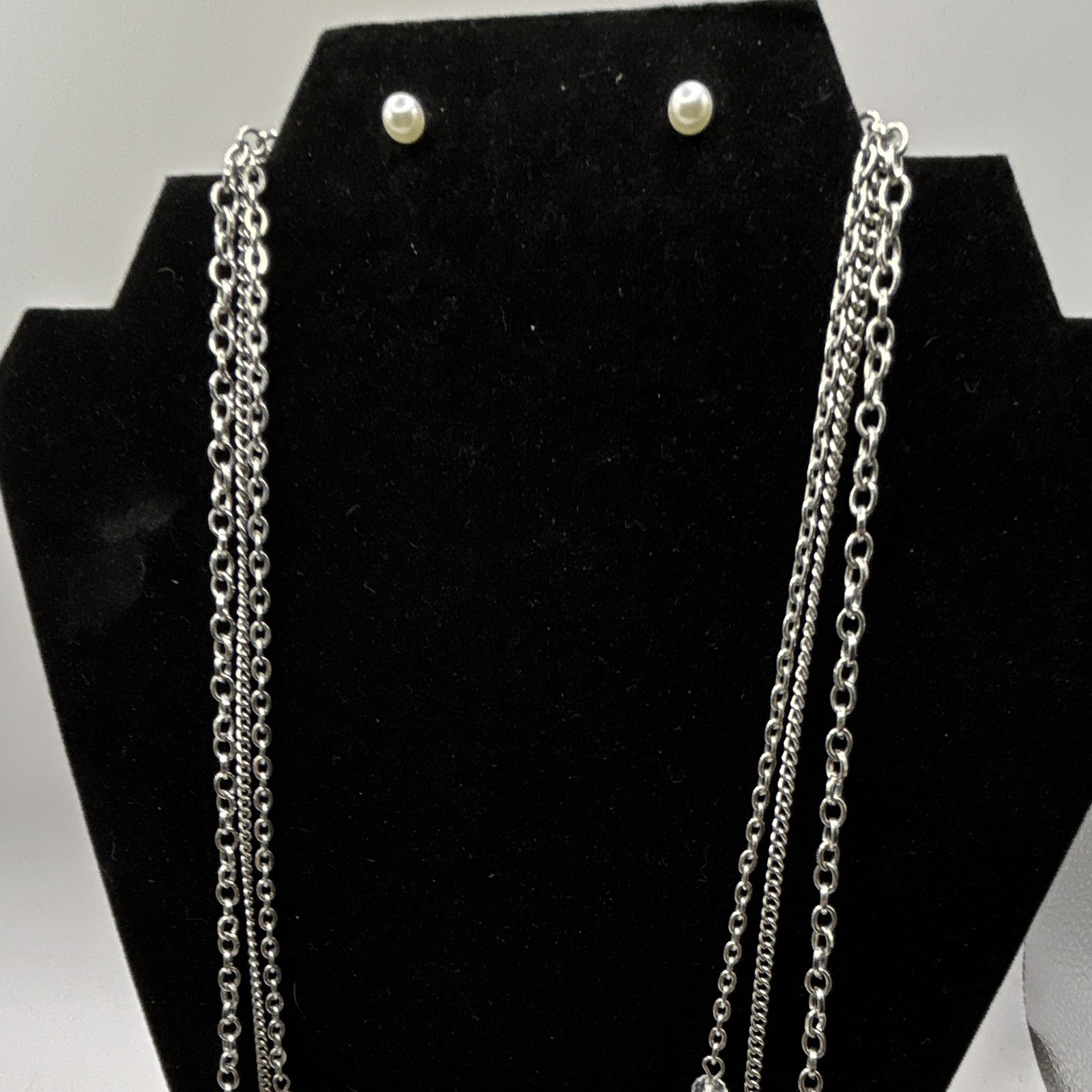 Premier Designs “Fashion Sense” 2-Piece Silver Chain & White Pearl Necklace Set