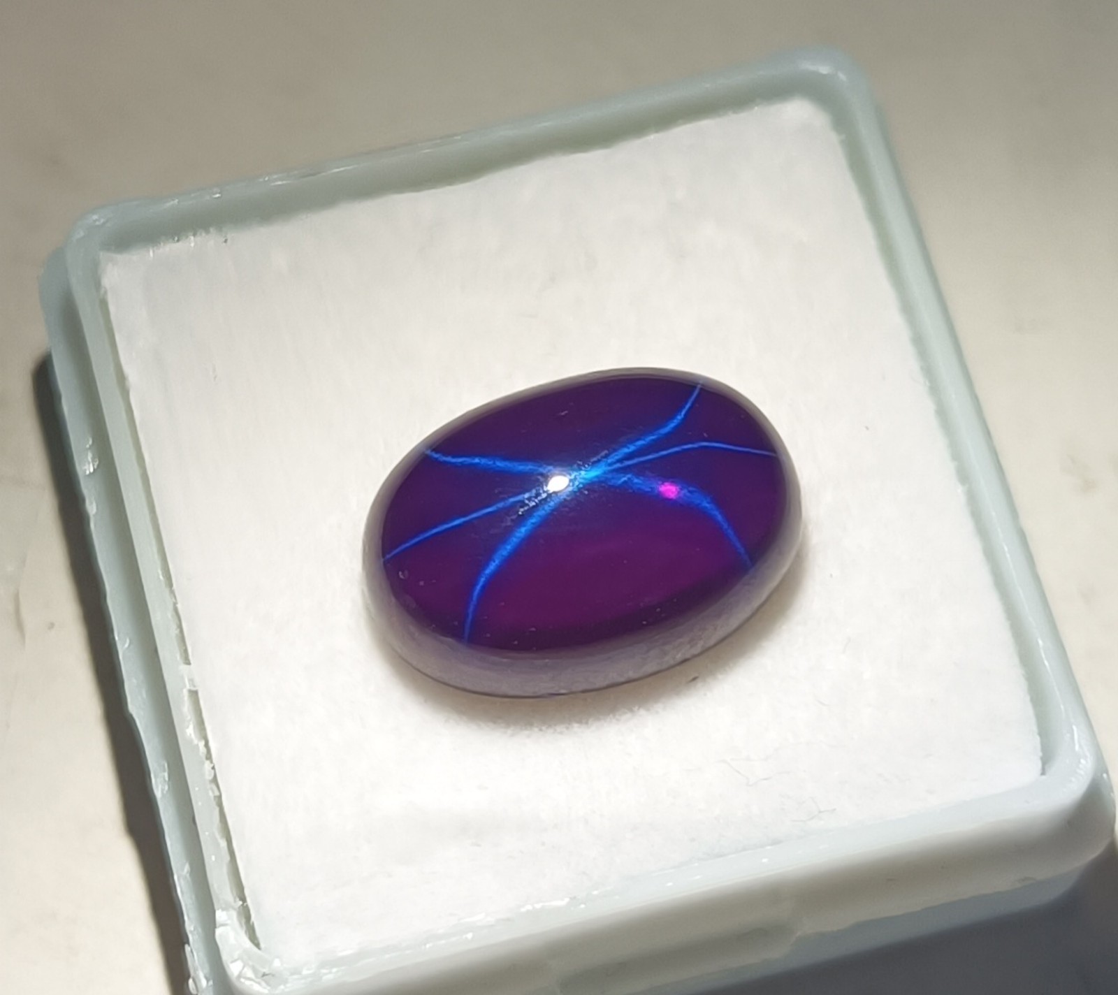 6 Ray GIE Certified Natural Star Sapphire 9.35 Ct Loose Gemstone Oval cabochon