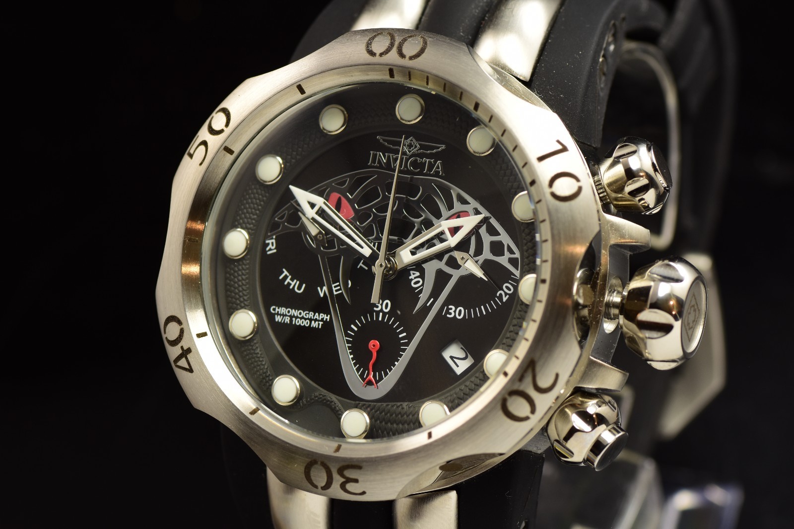 Invicta PRO DIVER Black Dial SOLID TITANIUM AUTOMATIC Men’s Watch (PRE-OWNED)