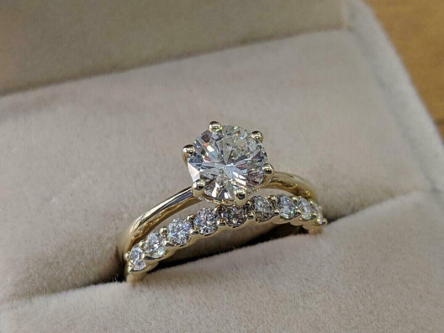 2.50Ct Round Cut Lab Created Diamond Wedding 14Ct Yellow Gold Finish Ring Set