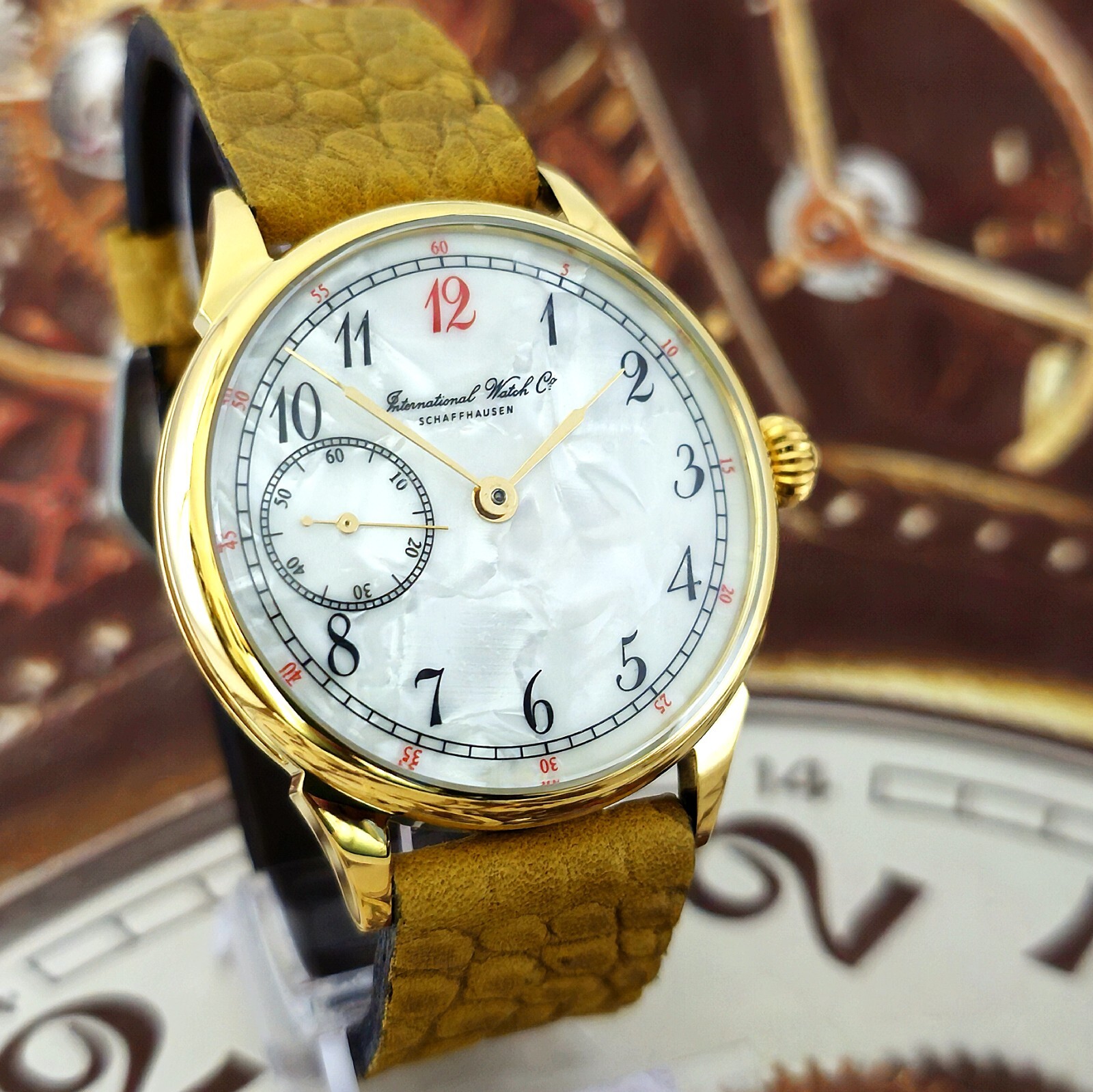 Watch USSR MARRIAGE Rare Dial Men’s mechanism MOLNIJA 18 Jewels 3602