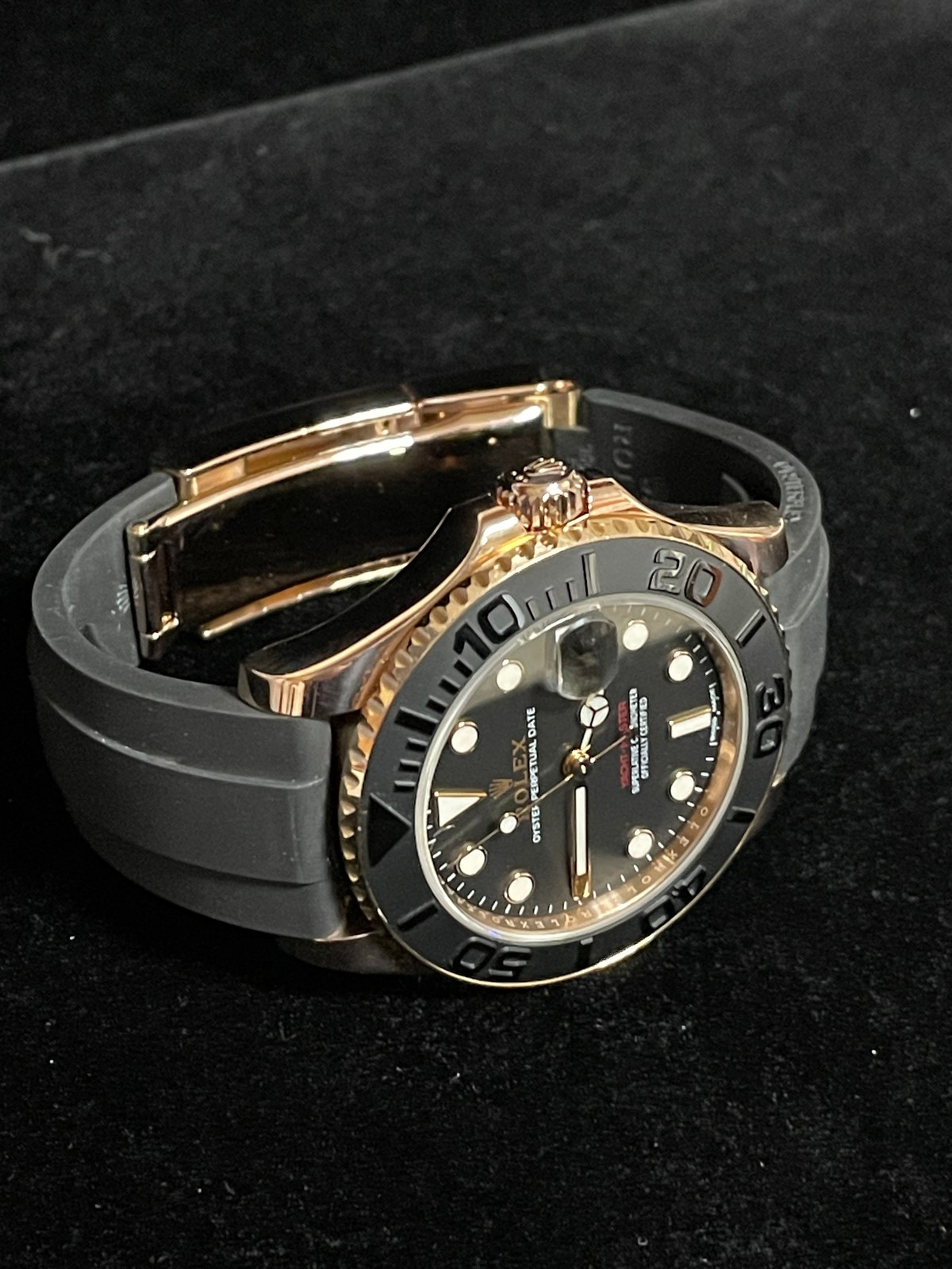 Rolex Yacht-Master Midsize 268655 Black Dial RG 18kt OysterFlex With Papers 37mm