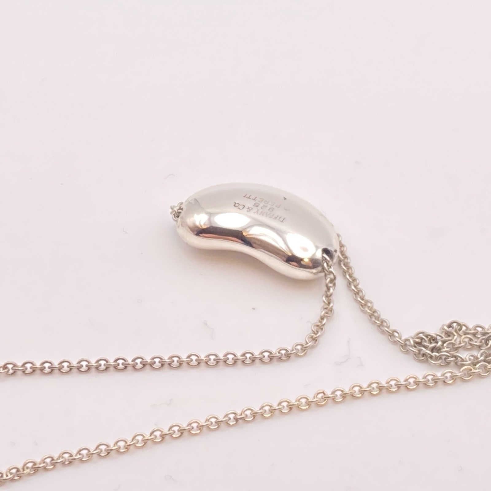 Tiffany & Co. 21mm Bean Pendant Necklace 16″ Silver 10.9g