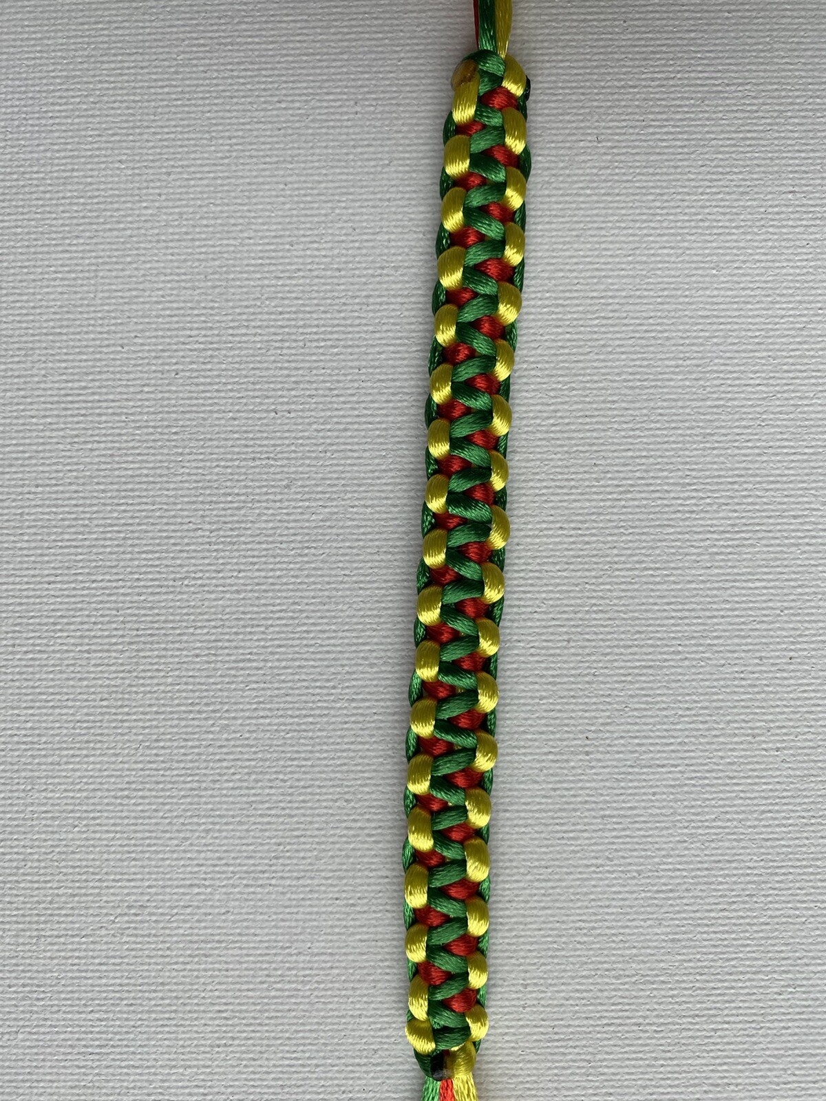 CAMEROON Bracelet GREEN RED YELLOW Satin Rattail Cord Shamballa Nylon Macrame