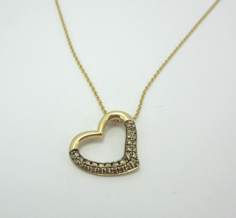 LEVIAN 14K YELLOW GOLD DIAMOND HEART PENDANT W/ 18″ CHAIN NECKLACE .31CT. 2.4G