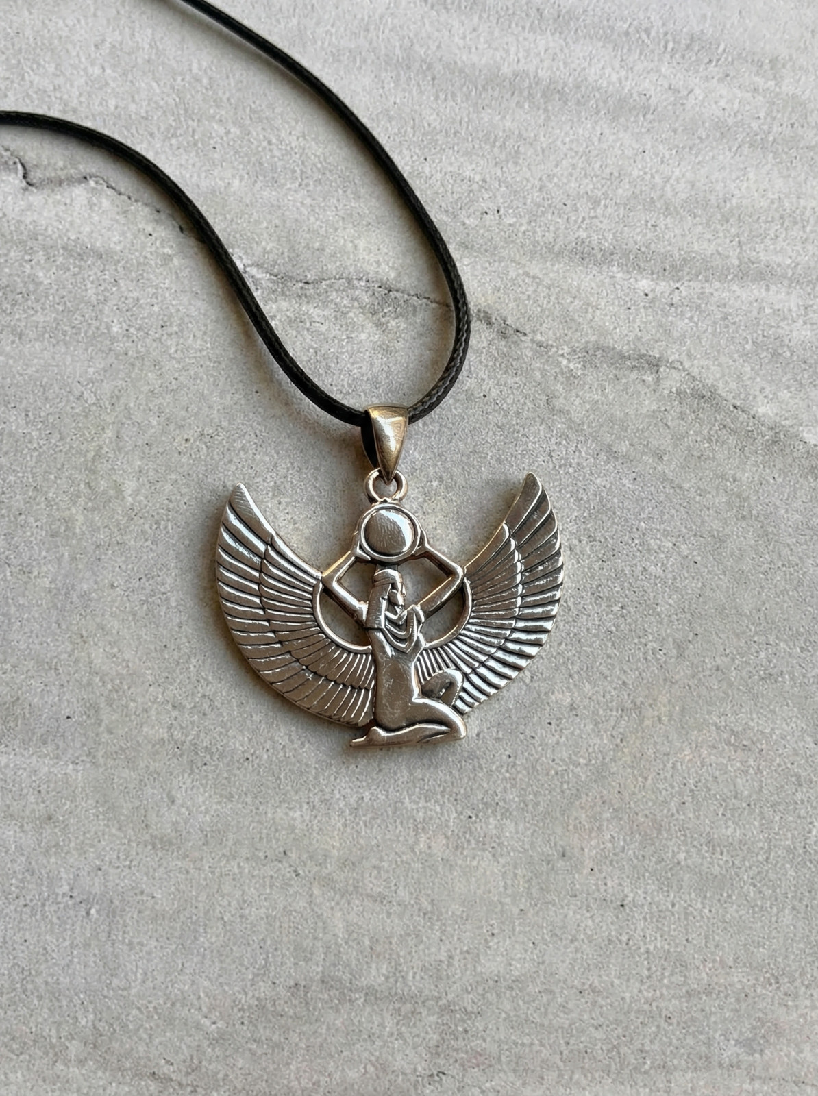Isis necklace pendant – Egyptian goddess – Silver 900 – Egypt Amulet jewelry