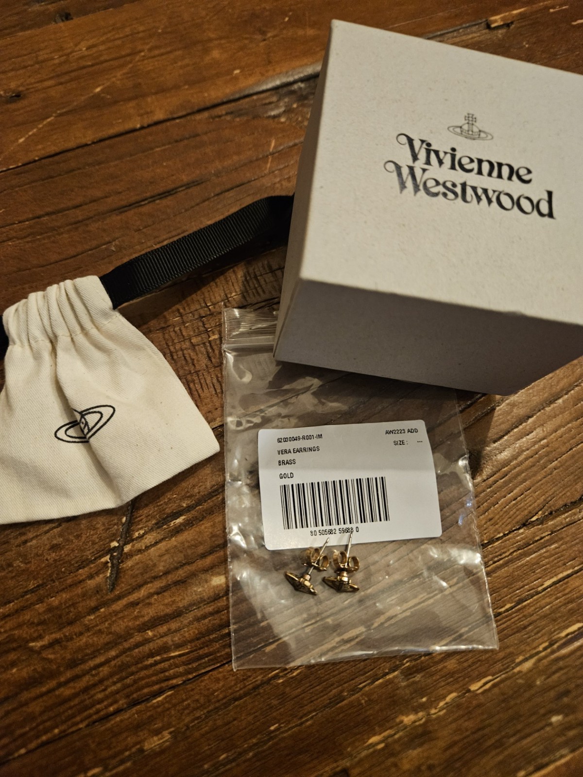 Vivienne Westwood Brass / Gold Vera Petite Orb Earrings Boxed