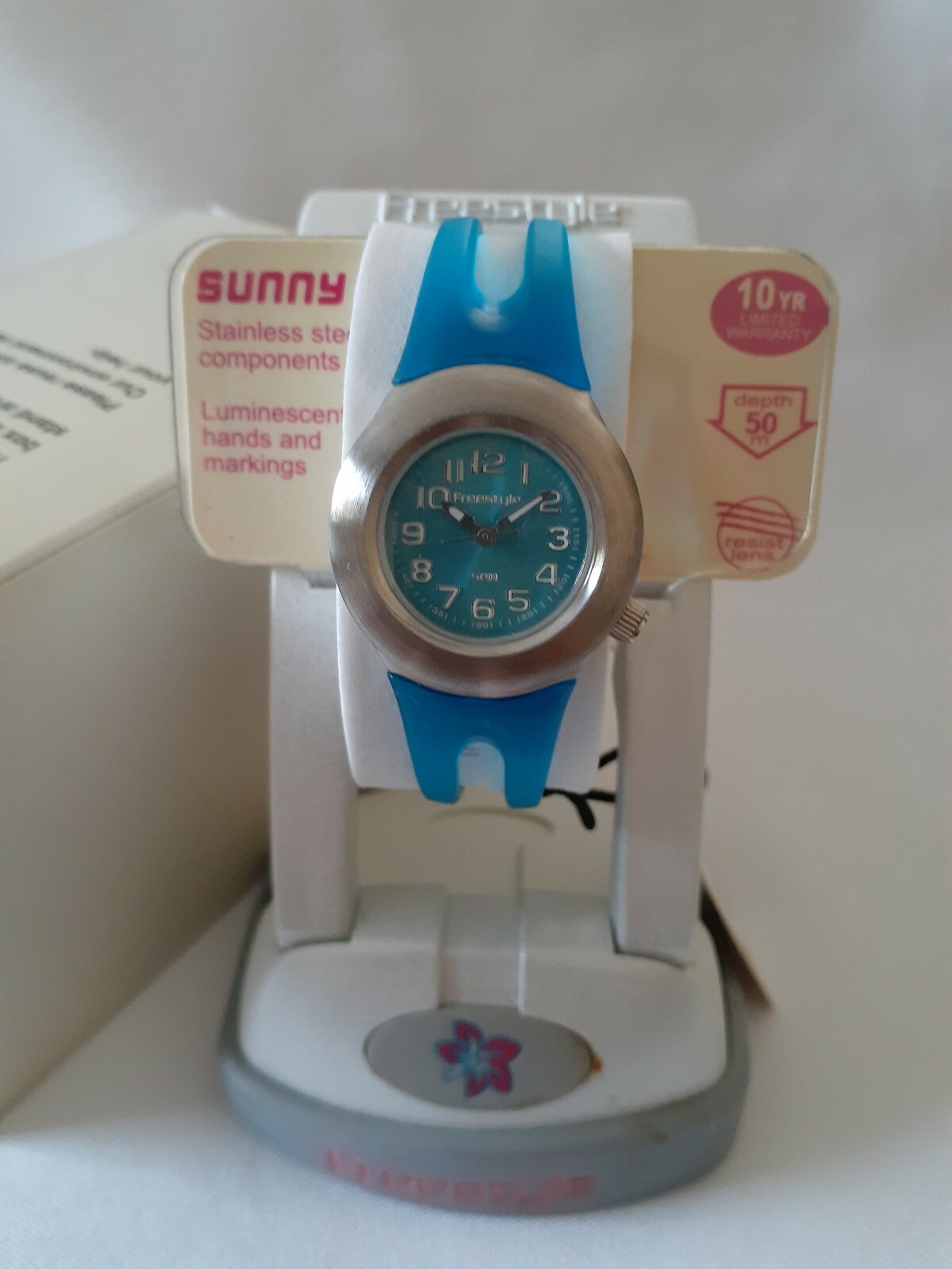 Ladies Freestyle Bangle 61878/50m WR Analog