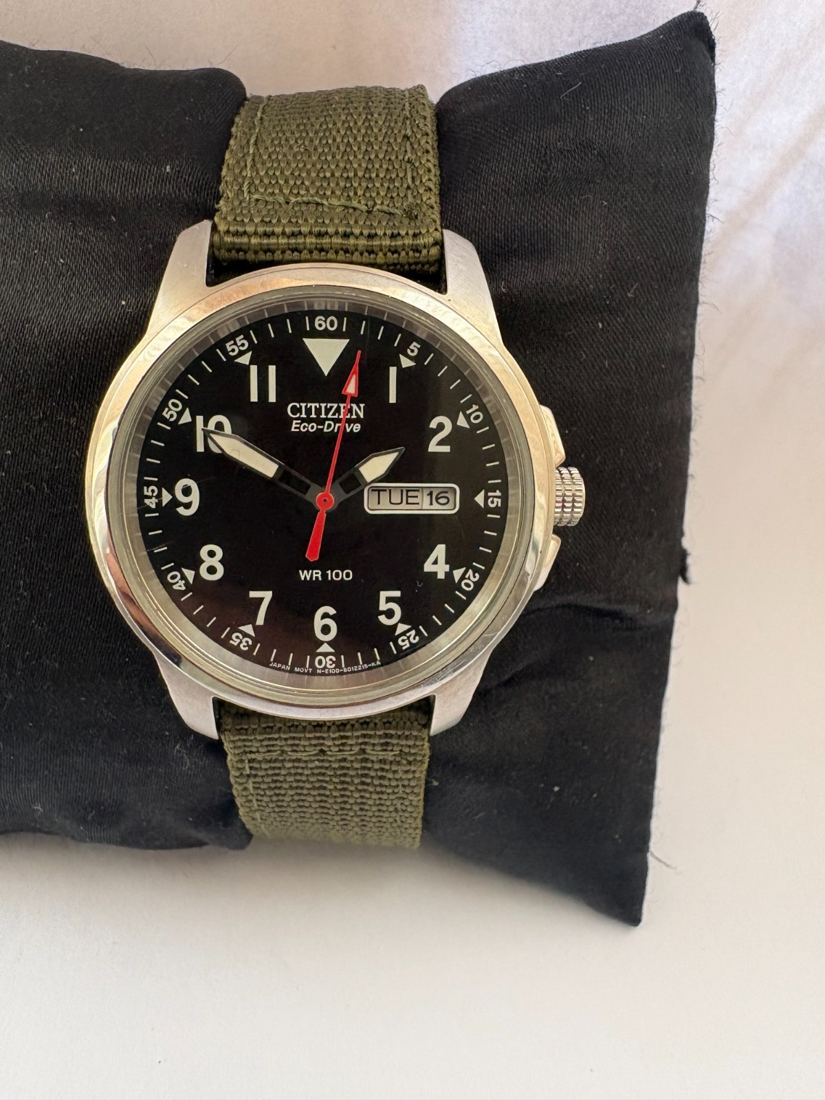 Citizen Mens Eco Drive 100 MT WR Day&Date Canvass Strap E101-S006597