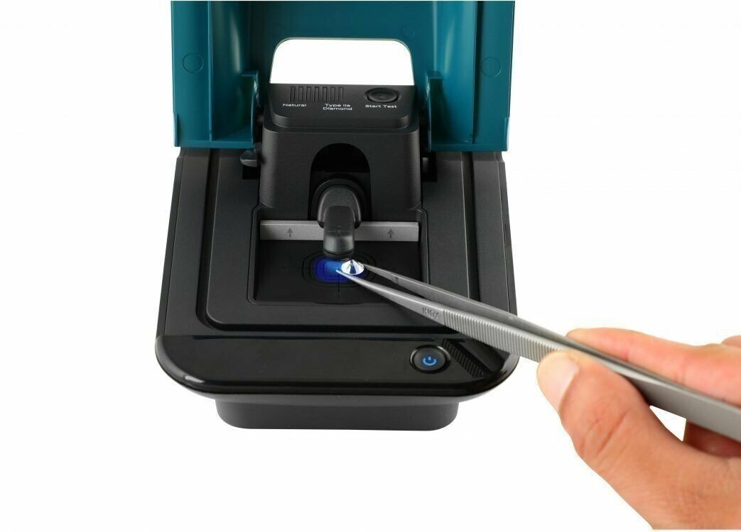 PRESIDIUM Synthetic Diamond Screener II (SDS II) Tester CVD HPHT D to J Color