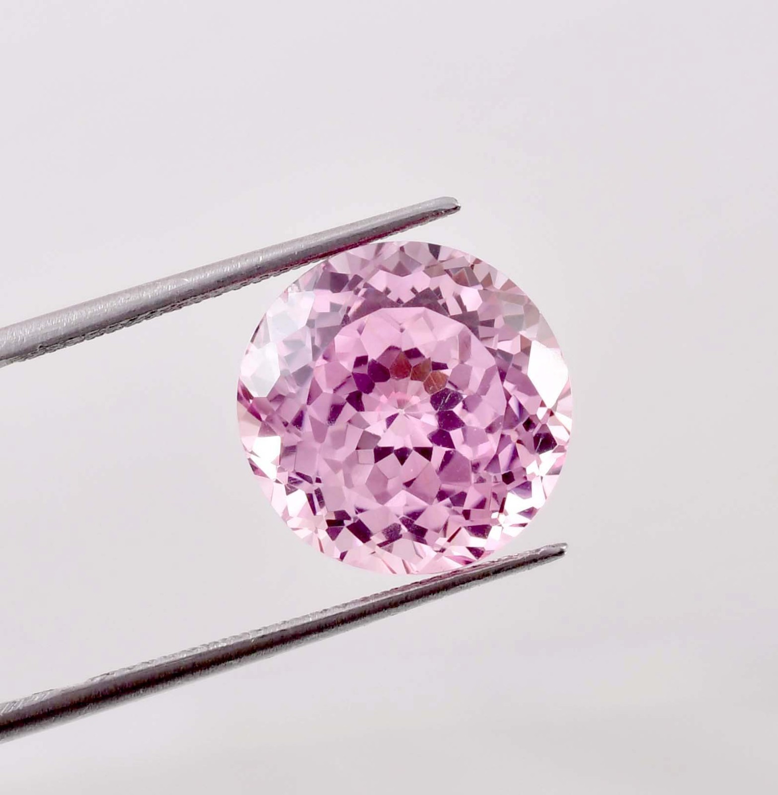 13 x 13 MM Natural Ceylon Padparadscha Sapphire Gemstone 12.60 Ct, GIT Certified