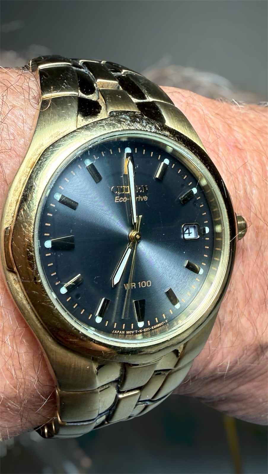 Small CITIZEN ECO DRIVE MEN’S STAINLESS STEEL WATER RESISTANT 100M BLACK DIAL