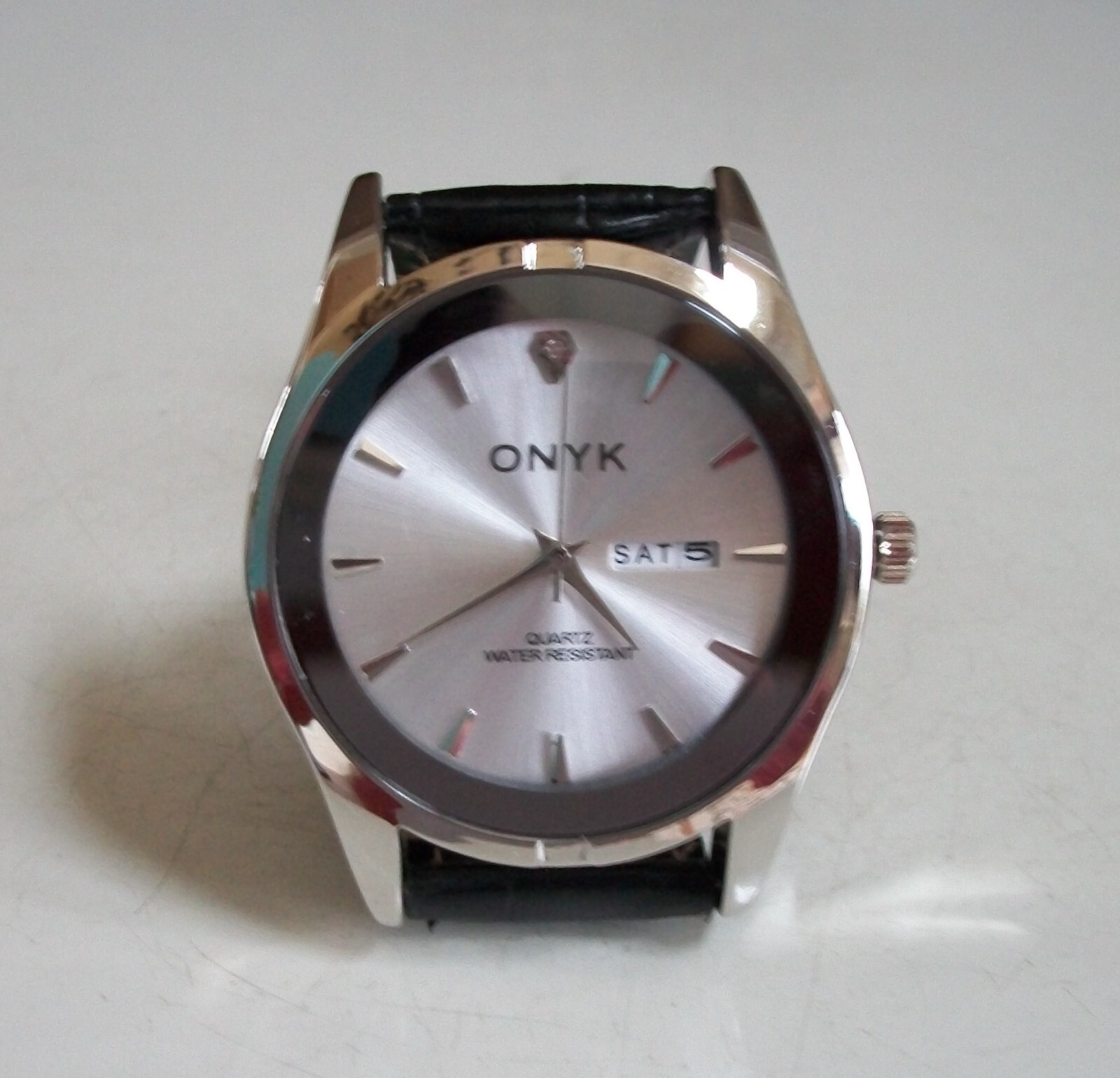 Men’s Gold Or Silver Black Or Brown Leather Band Day & Date Fashion Casual Watch
