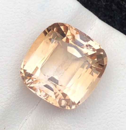 10.50 Carat Natural Light Brown Color Faceted Topaz