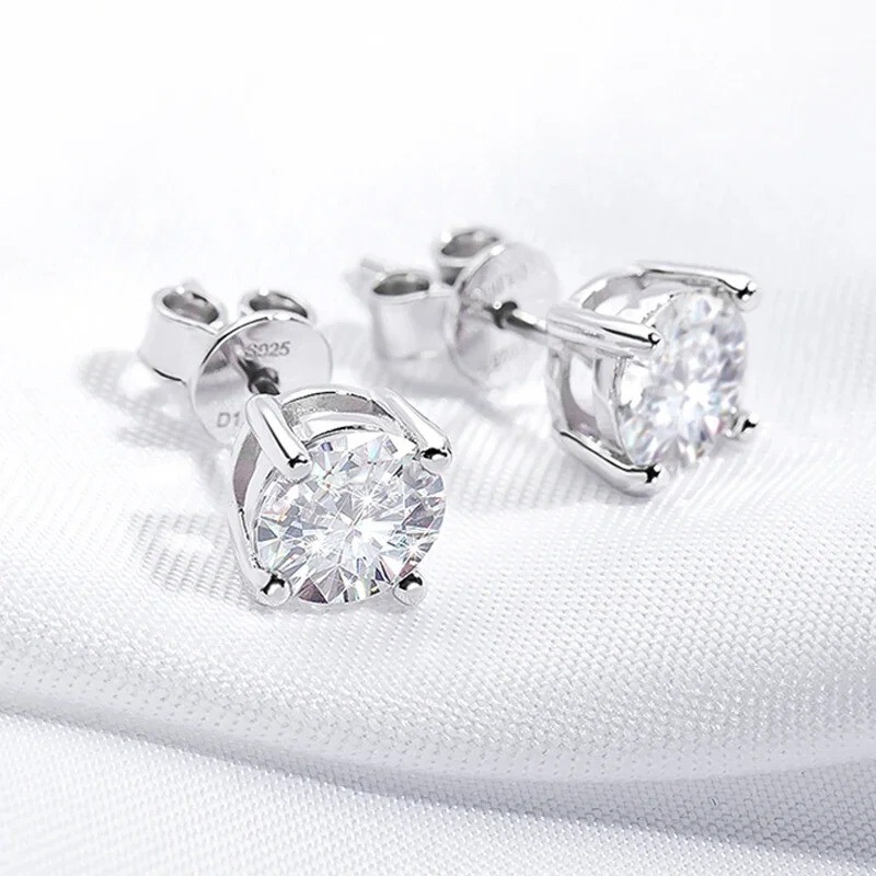 S925 Moissanite Stud Earrings 0.1-3CT Platinum Plated GRA Certified