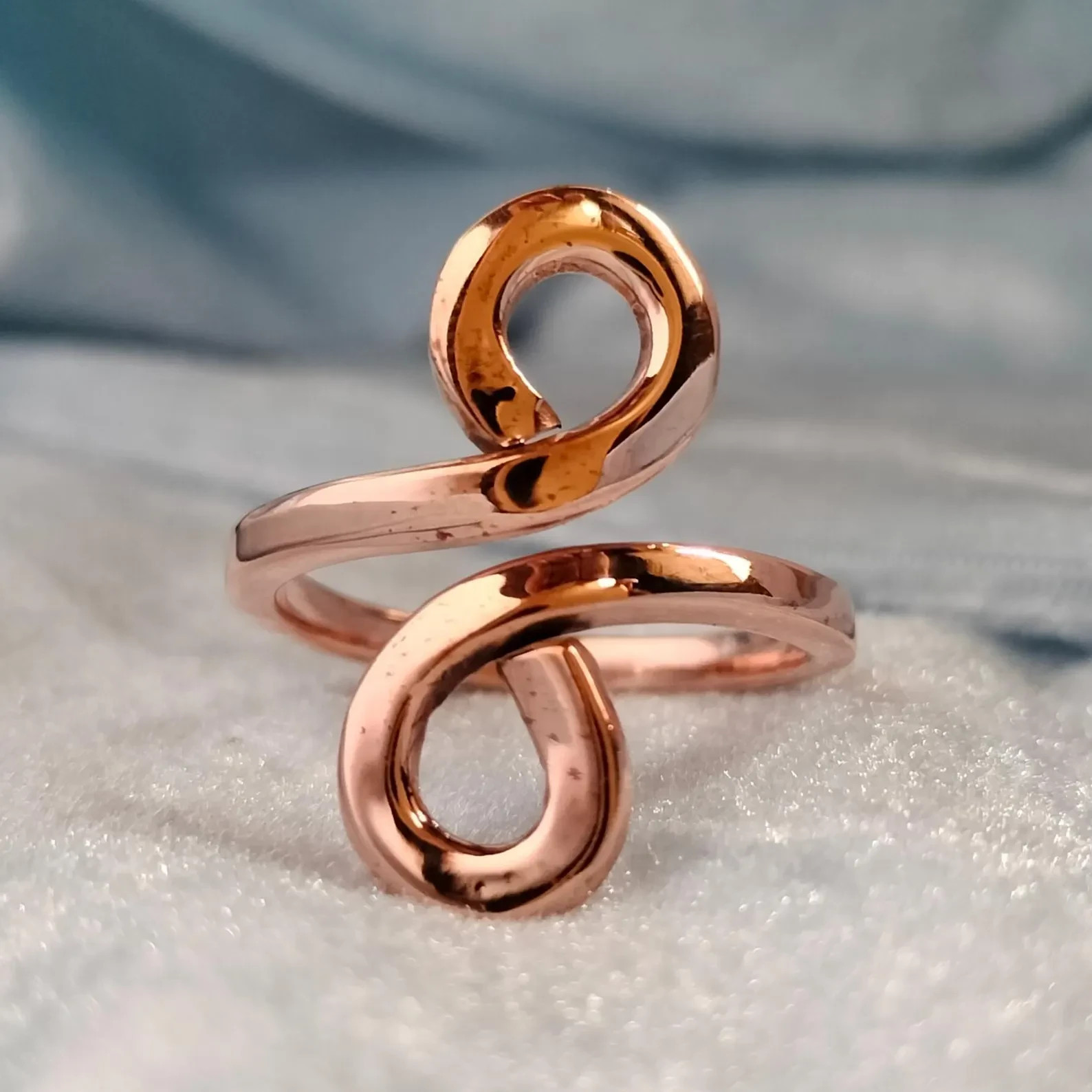 Solid Pure Copper Minimalist Healing Ring, Handmade, Unisex, Bypass Ring