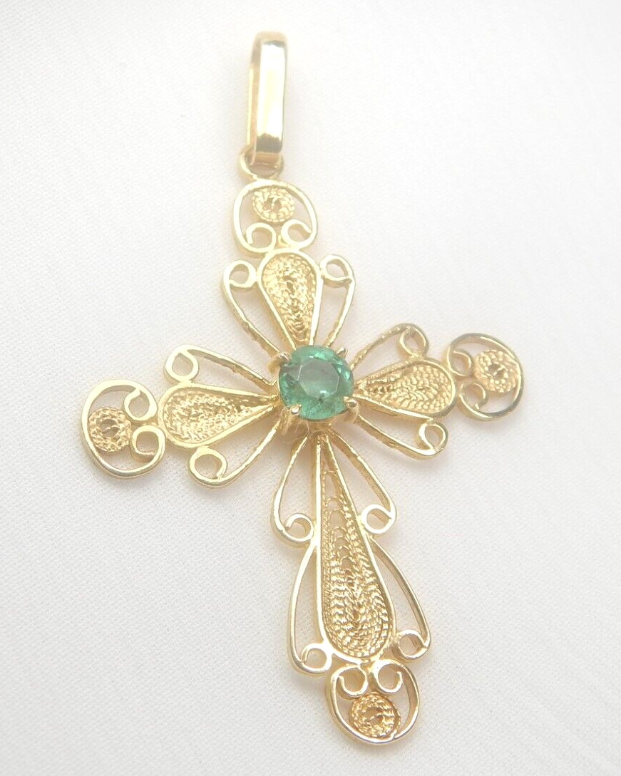 Colombian Round Emerald Pendant 0.40 Cts Sterling Silver Gold Plated Filigree