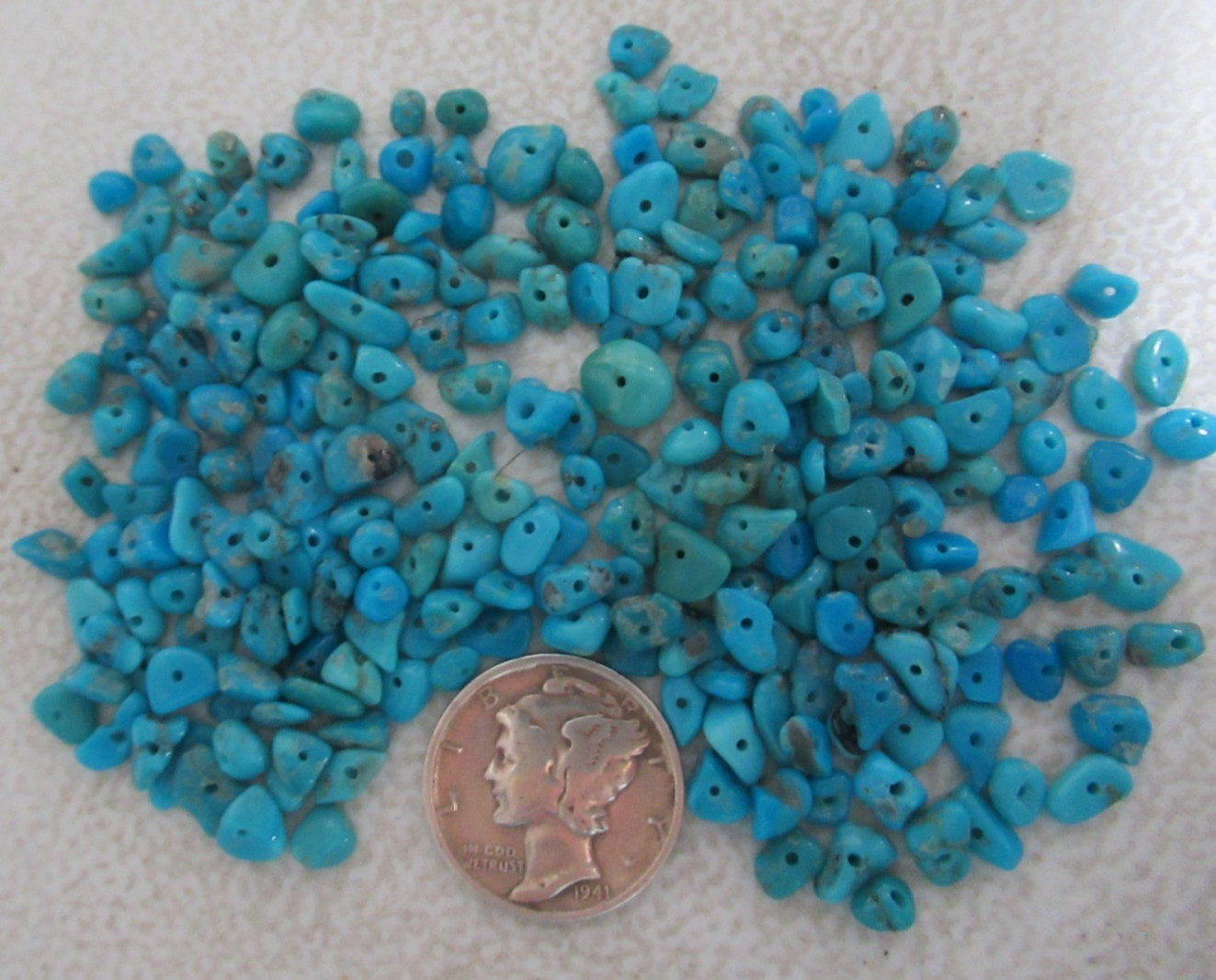 SLEEPING BEAUTY TURQUOISE 1/2 OZ SM DRILLED NUGGETS 4 X 4mm to 8 X 3mm #834