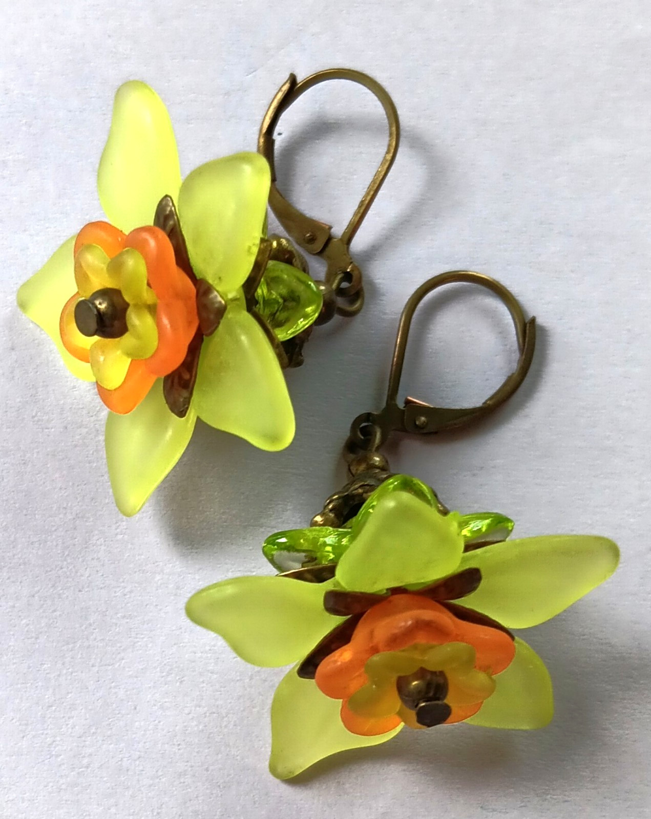 LIME & ORANGE TIGER LILY Acrylic FLOWER Bronze earring LEVERBACK XX
