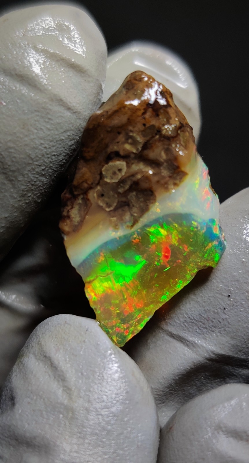 14 Ct ethiopian oil opal rough natural Welo fire Play Of Color Loose Gemstone