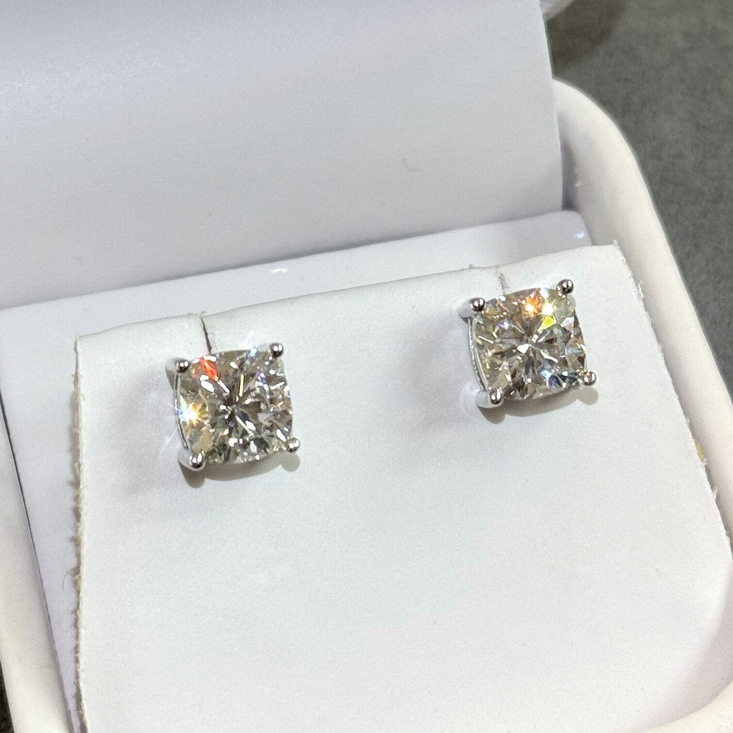 Cushion Cut Moissanite Stud Earrings Certified VVS1 – 925 Silver or 14K Gold