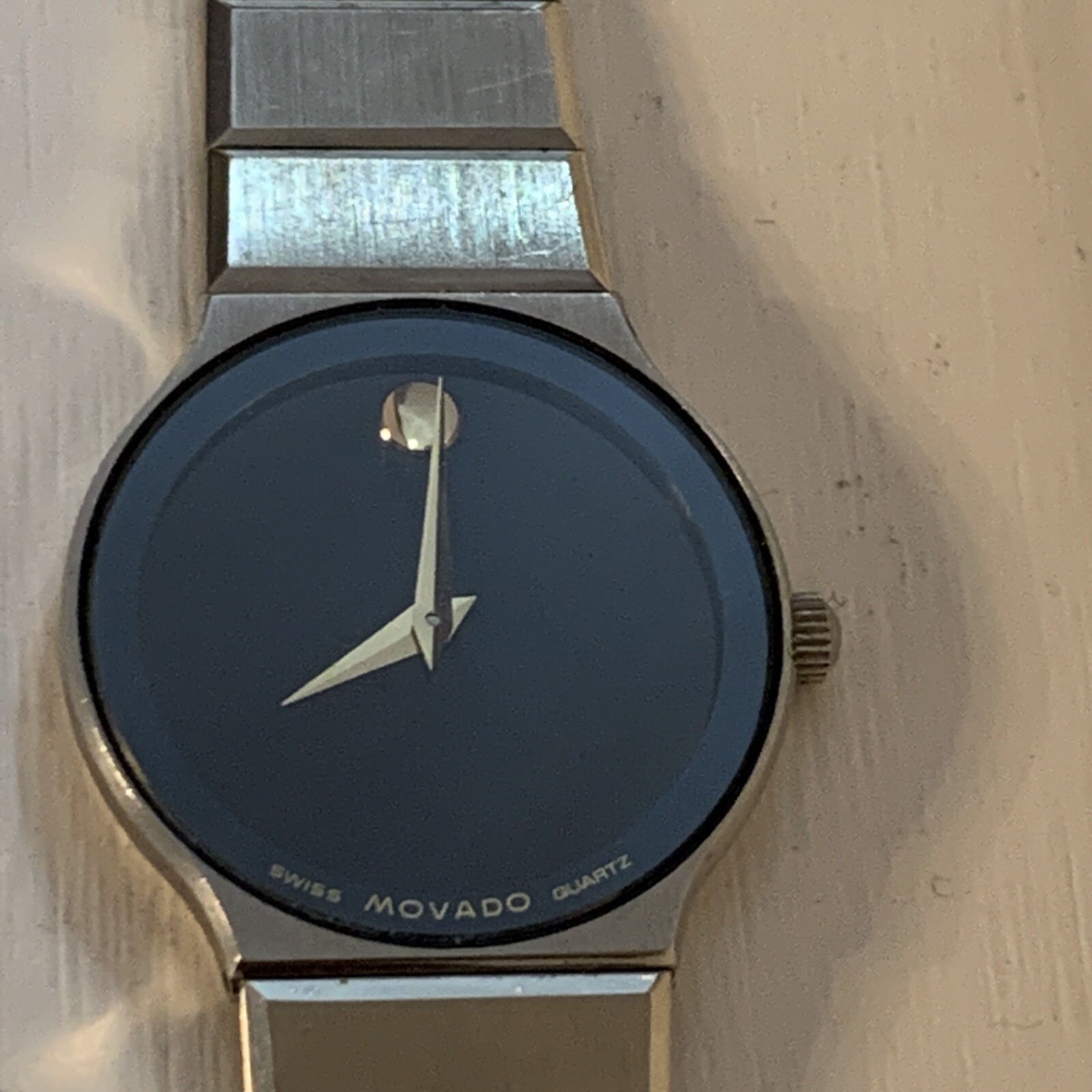 MOVADO MUSEUM WATCH 84-40-881 1341968 ULTRA THIN BLACK DIAL WTH BOX WORKING