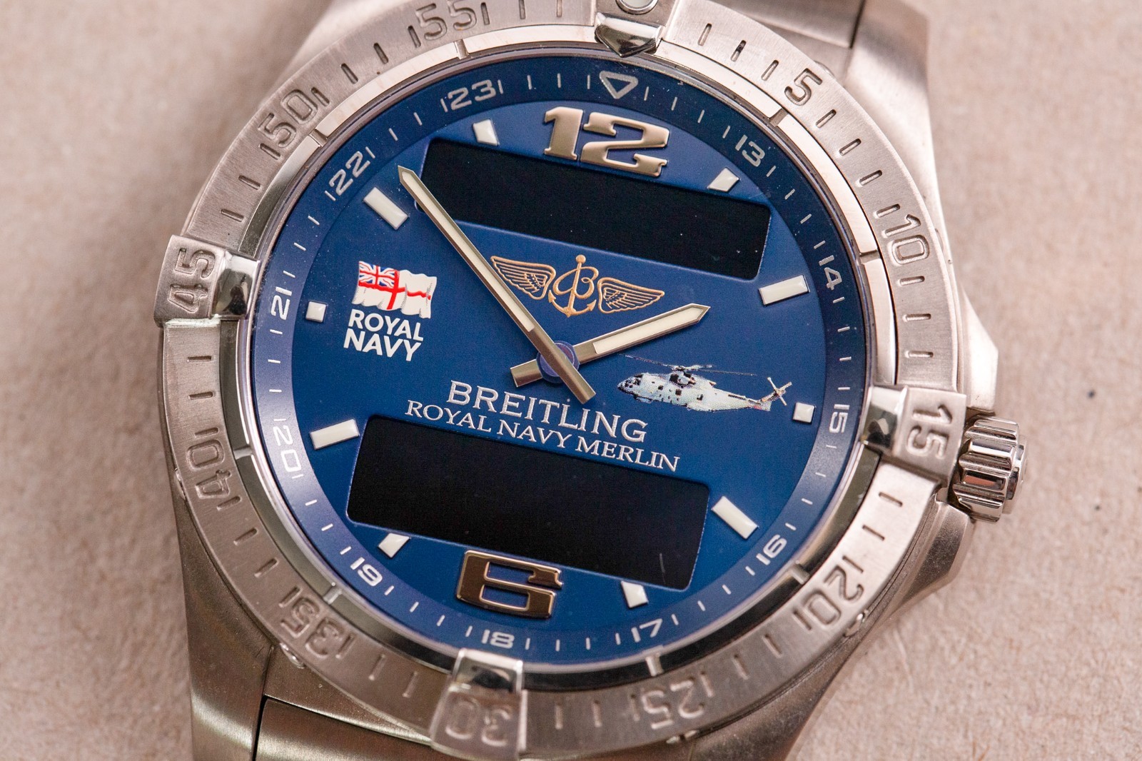 BREITLING Aerospace ROYAL NAVY MERLIN Helicopter – Military Limited Edition NOS
