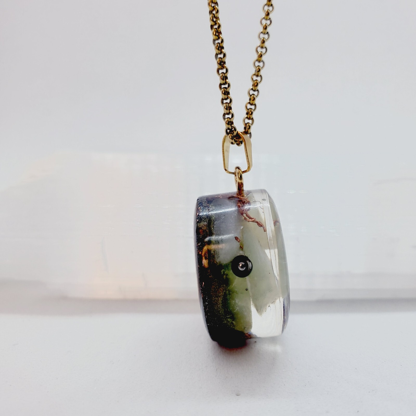 CRYSTAL JADE Orgone Energy Necklace. Calm, Harmony, Heart Chakra, Meditation