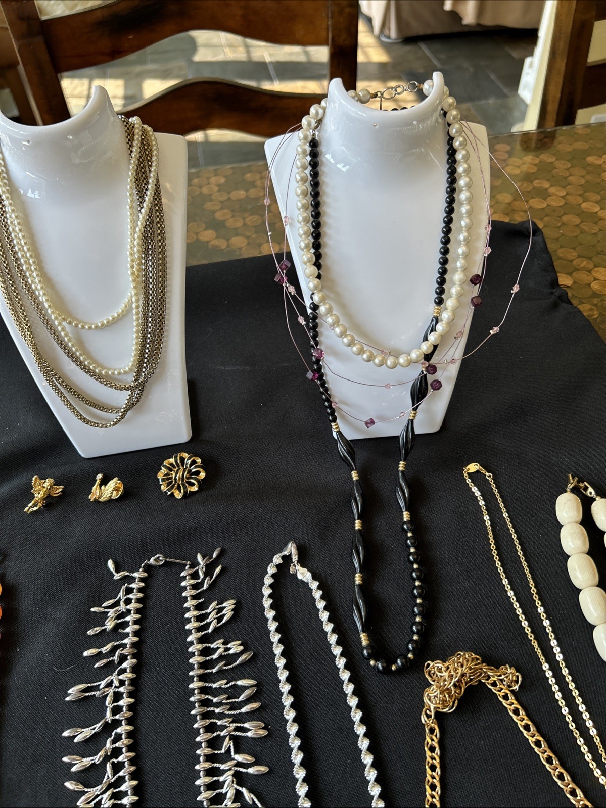20+VTG Estate Lot of Jewelry Sarah Cov, Napier, Trifari, Goldette, Avon More!