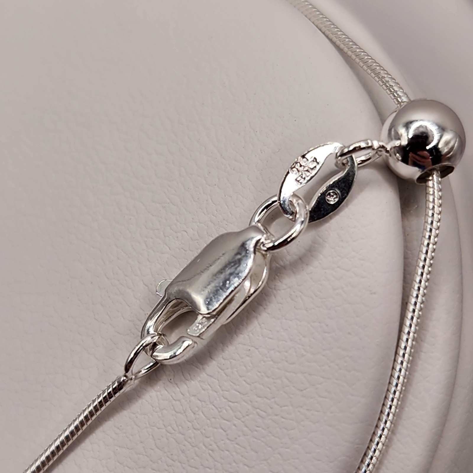 925 NEW Sterling Silver ITALIAN Ajustable Snake Chain 22″ Length 1mm Width FREE