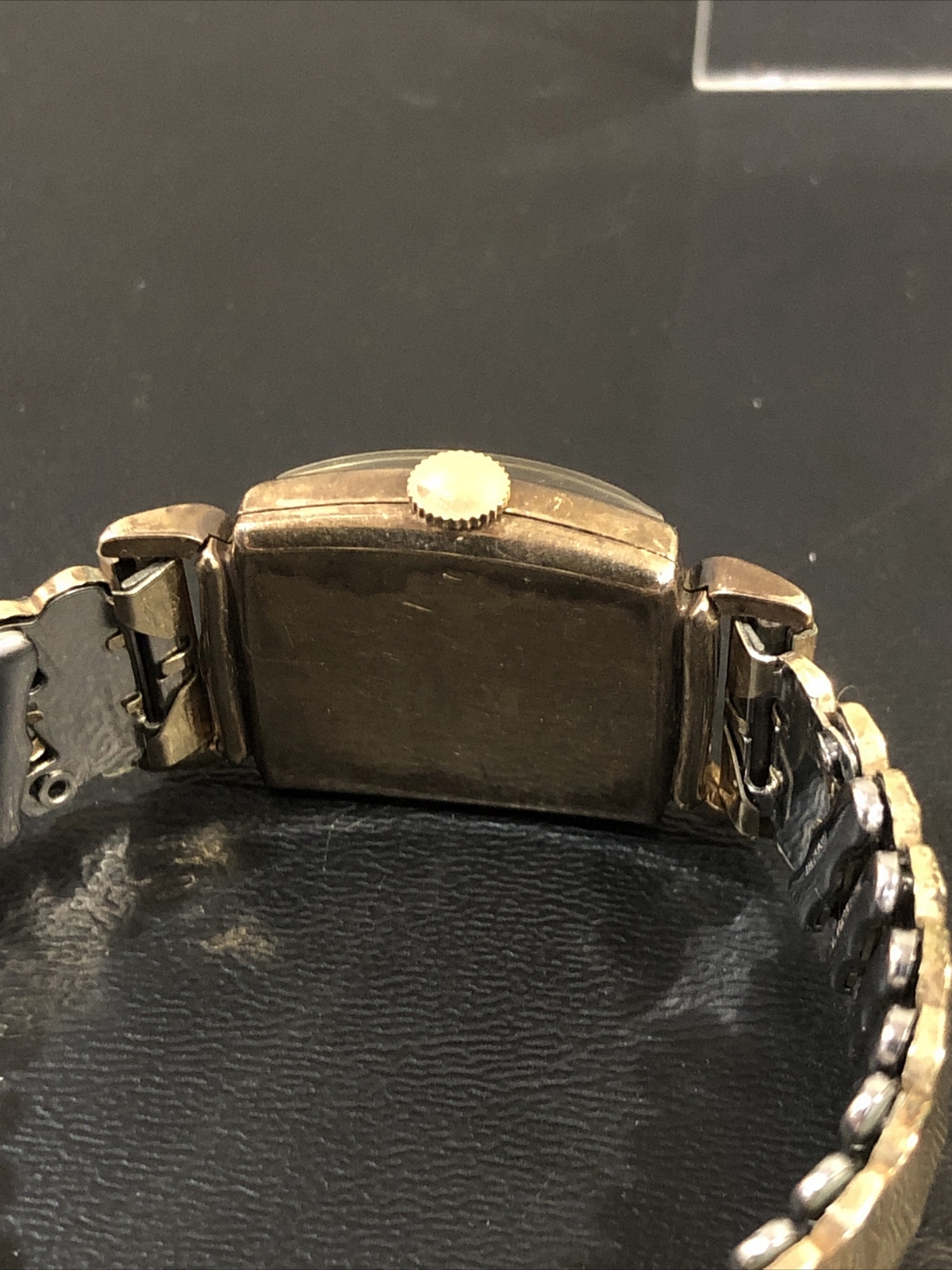 Vintage Lyceum Watch 10K Gold-Filled Curvex 17 Jewels Swiss Deco Nice ***RUNS***