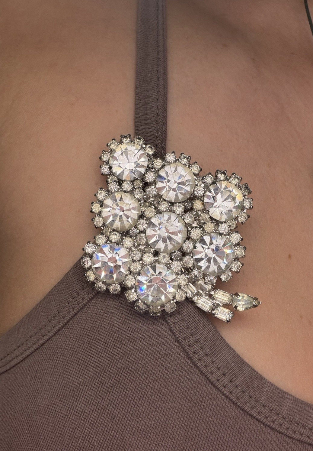 Vintage Large Brilliant 3-Tier Rhinestone Cluster Brooch 2.5” Unsigned