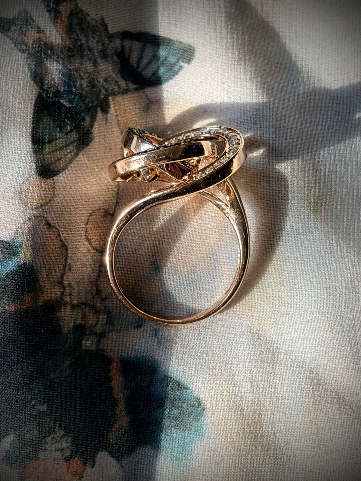 14k Rose Gold & Diamond Trinity Ring