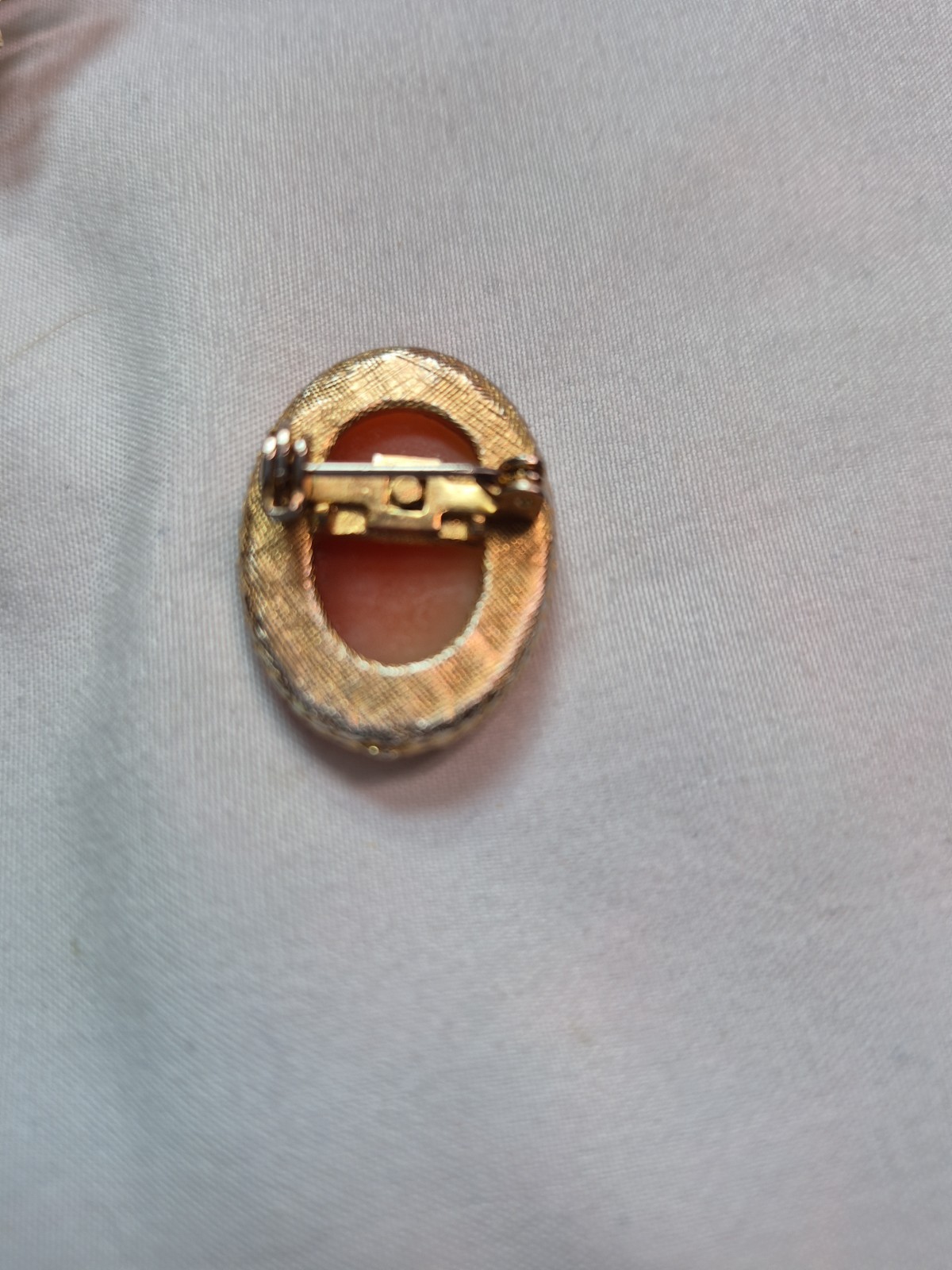 Vintage Brooches Lot Of Four