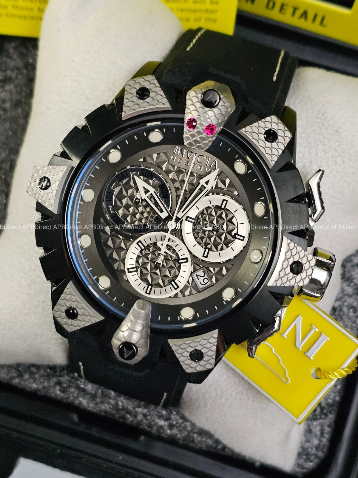 Invicta – VENOM Snake Swiss Z60 Chronograph Crystal EYES Flame Fusion mens watch