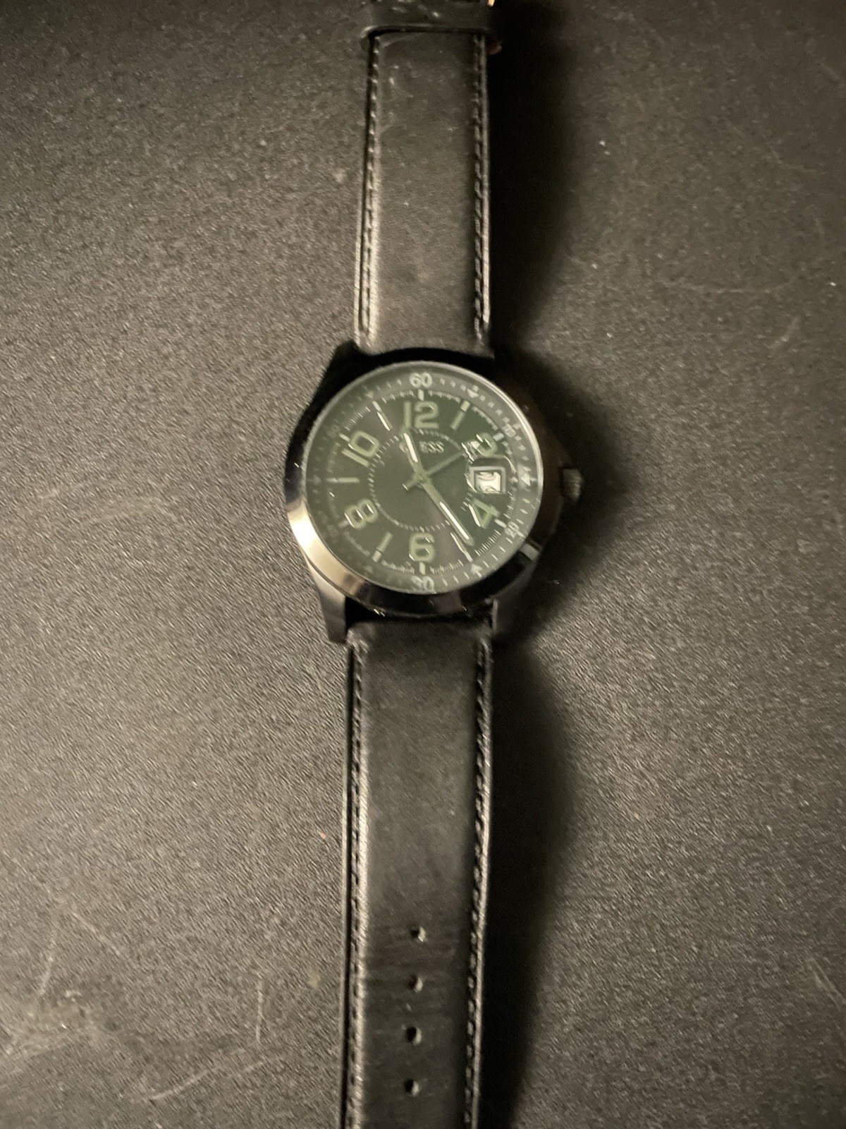 GUESS Men’s Quartz Analog Watch Black Dial Leather Strap Date 50m WR