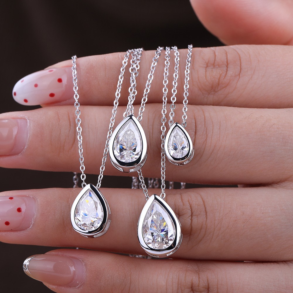 1-4CT Pear Cut Moissanite Solitaire Pendant Necklace 925 Sterling Silver Chain