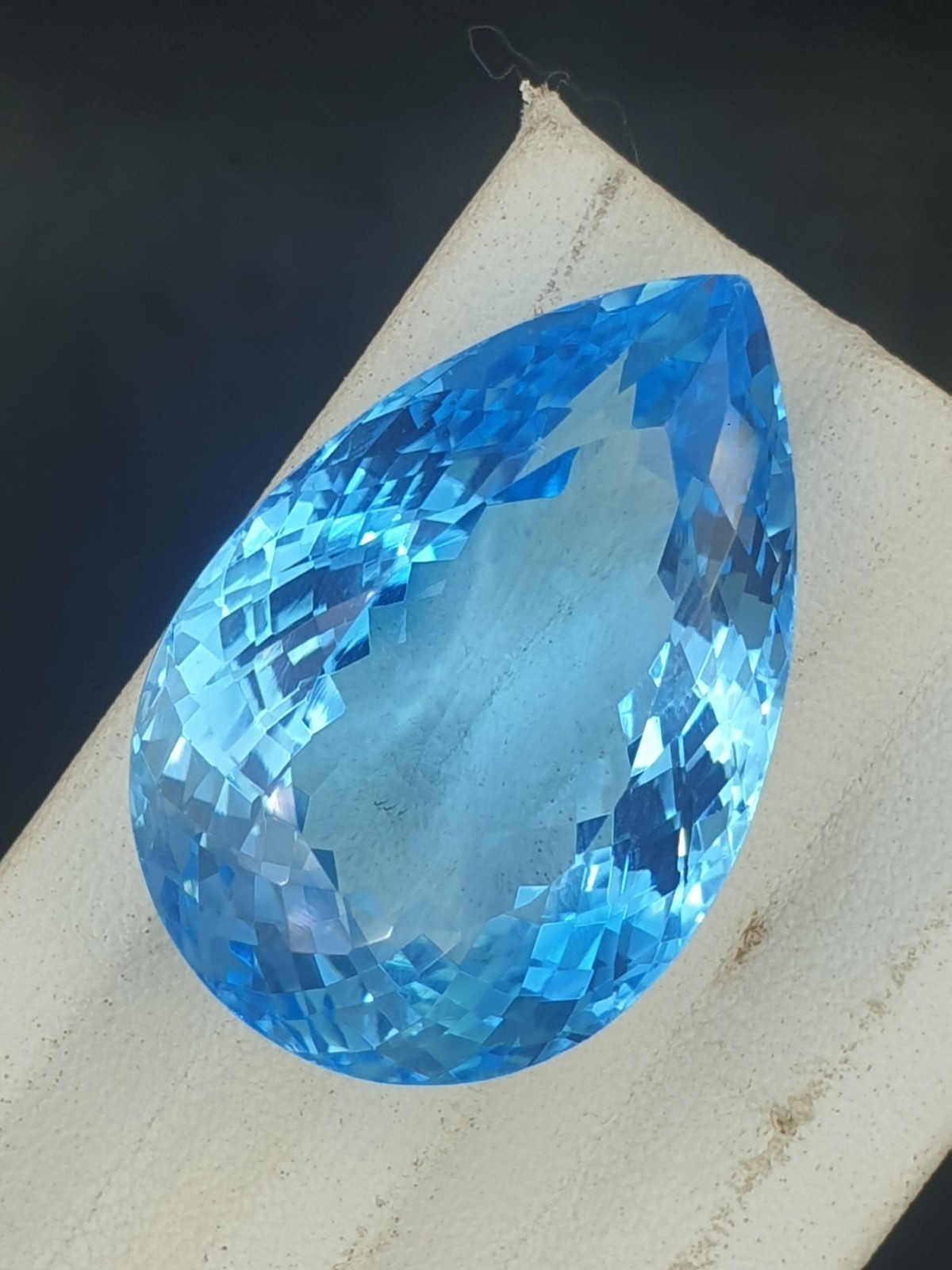 Elegant Swiss Blue Topaz Pear Cut Gemstone in Blue Color 59.40 ct