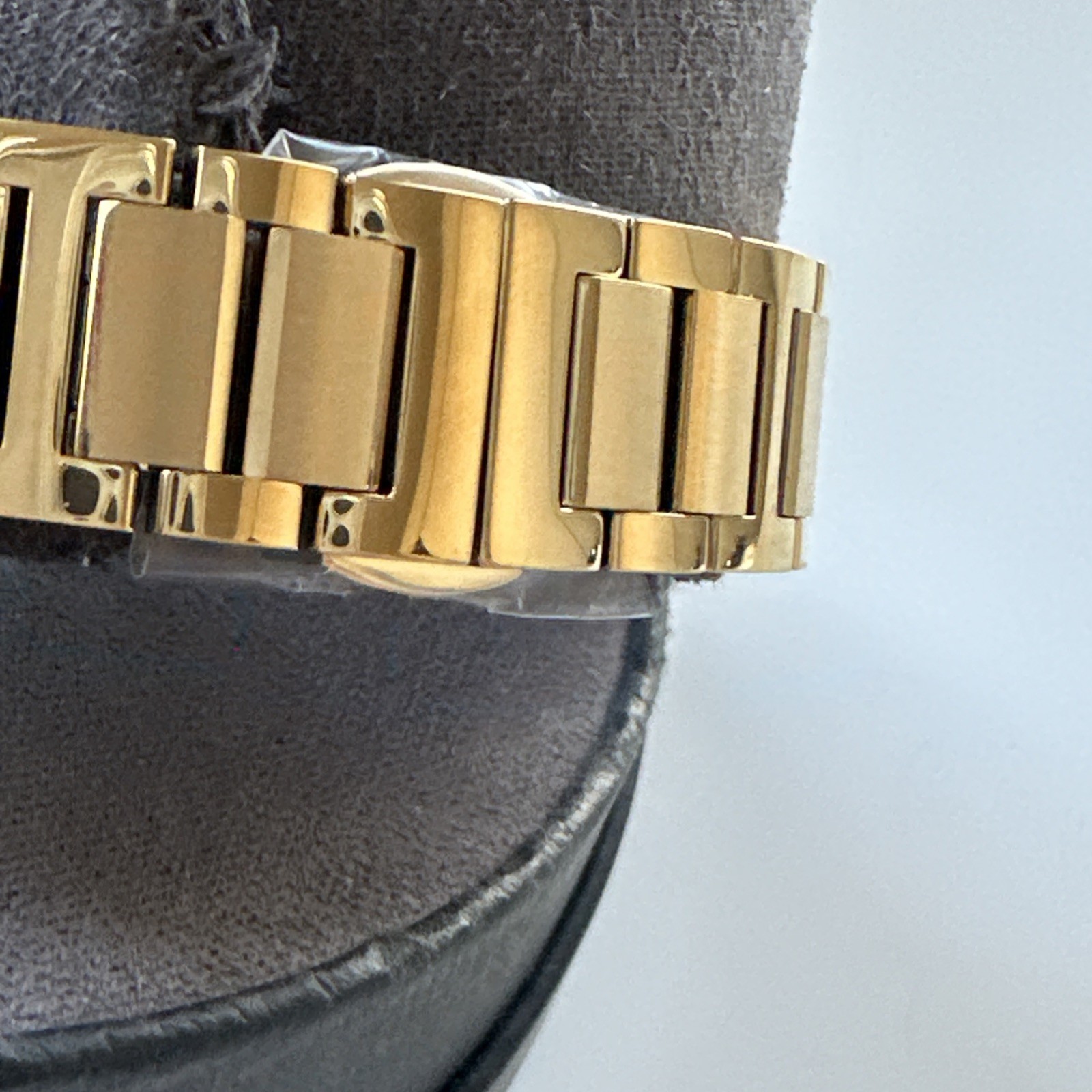 Bulova Men’s Modern Slim Movement Quartz Gold Stainless Steel Watch 41 MM 97A183