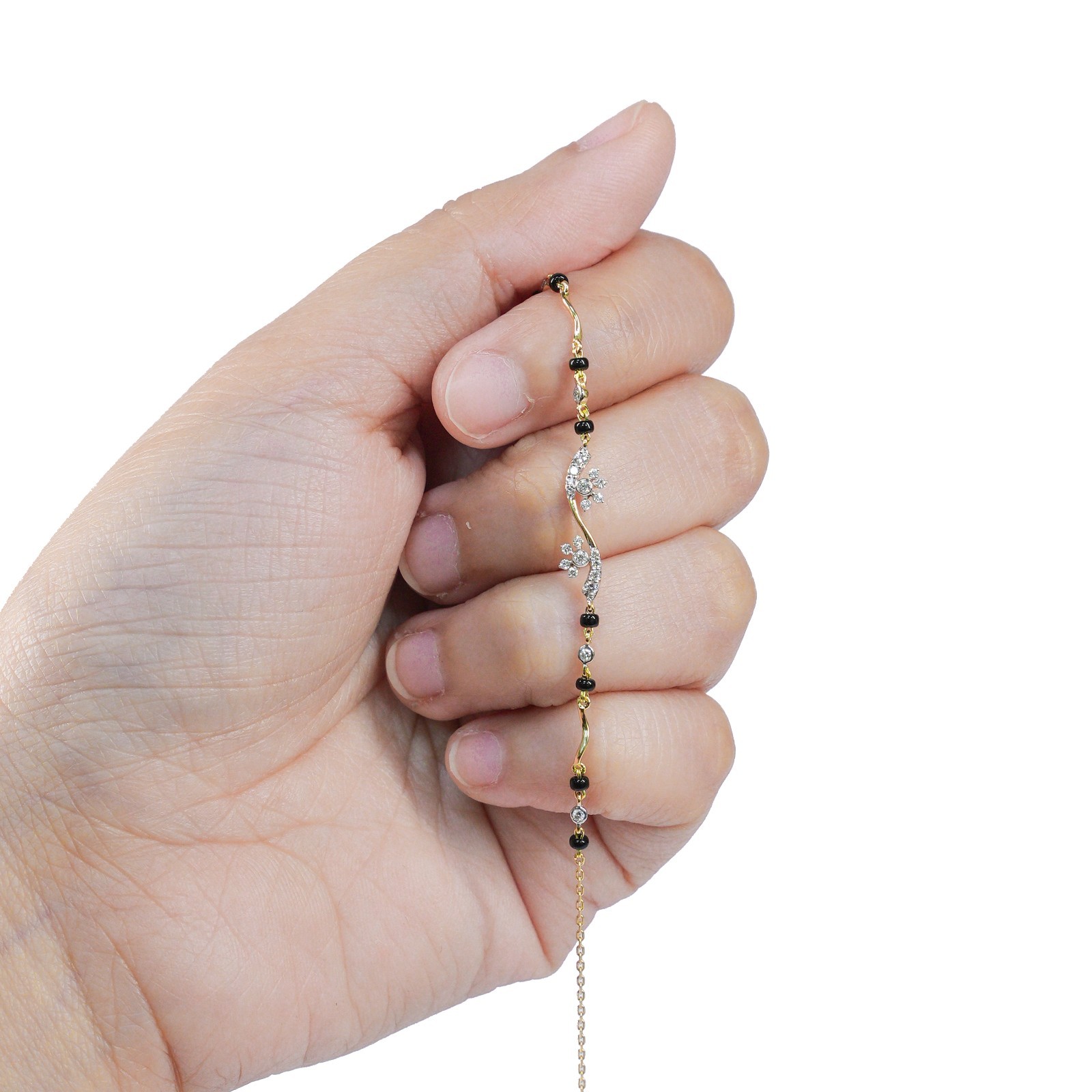 18 KARAT MANGALSUTRA BRACELET | NATURAL DIAMOND | IGI CERTIFIED | YELLOW GOLD